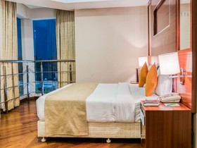 Townhouse OAK Hotel Chennai La Palace