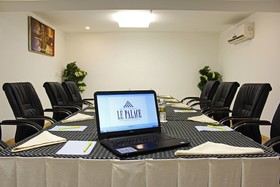 Townhouse OAK Hotel Chennai La Palace