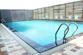 Townhouse OAK Hotel Chennai La Palace