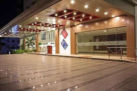 Townhouse OAK Hotel Chennai La Palace
