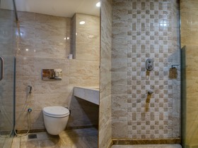 Townhouse OAK Hotel Chennai La Palace