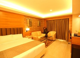 Townhouse OAK Hotel Chennai La Palace