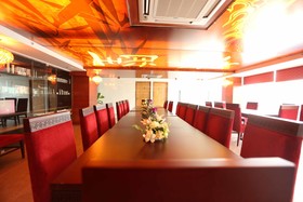 Townhouse OAK Hotel Chennai La Palace