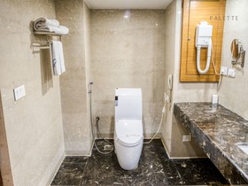 Townhouse OAK Hotel Chennai La Palace
