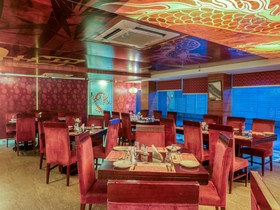 Townhouse OAK Hotel Chennai La Palace