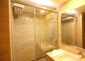 Townhouse OAK Hotel Chennai La Palace