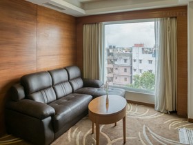 Townhouse OAK Hotel Chennai La Palace