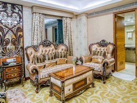 Townhouse OAK Hotel Chennai La Palace
