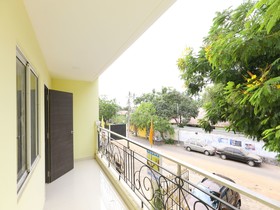 Hotel Cinemascope by OYO Rooms