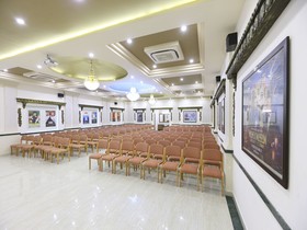 Hotel Cinemascope by OYO Rooms