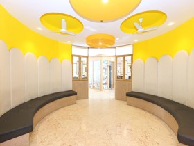Hotel Cinemascope by OYO Rooms