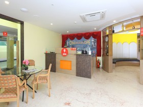 Hotel Cinemascope by OYO Rooms