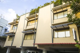 Hotel Dhans