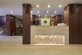 Hotel Grand Residence