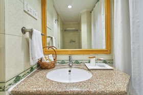 Hotel Grand Residence
