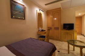 Hotel Grand Residence
