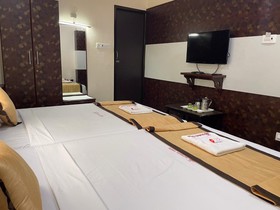 Hotel Rathnavel Towers Annex
