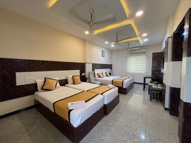 Hotel Rathnavel Towers Annex