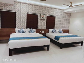 Hotel SMA Grand Inn