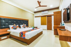 Hotel Star Holiday by FabHotels