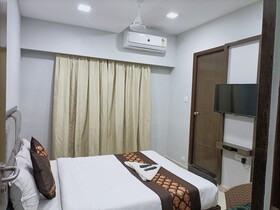 Hotel Zain Grande