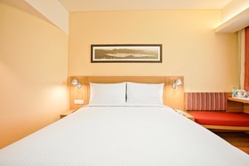 ibis Chennai City Centre