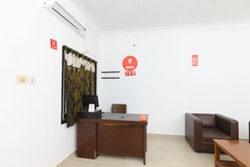 Jas Residency by OYO Rooms