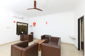 Jas Residency by OYO Rooms