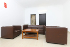 Jas Residency by OYO Rooms