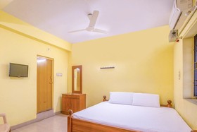 Kgt Guest House by OYO Rooms