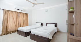 Kolam Apartments