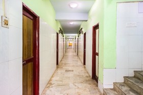 Kumarans Inn by OYO Rooms
