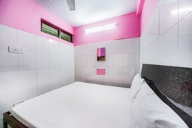 Kumarans Inn by OYO Rooms