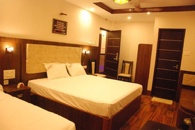 Le Emmaus Residency
