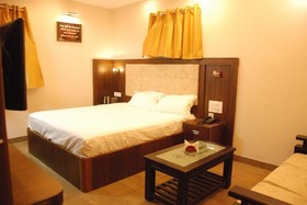 Le Emmaus Residency