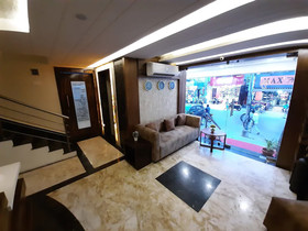 Liza Regency