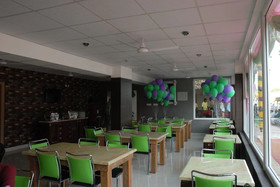 Lotels Hotel