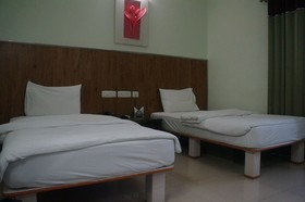 Lotels Hotel
