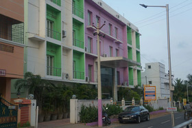 Lotels Hotel
