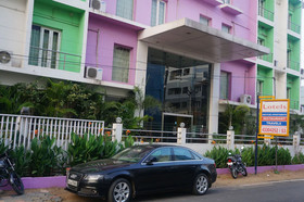 Lotels Hotel