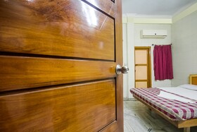 Mahalakshmi Inn by OYO Rooms