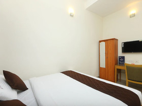 Maks Stay By OYO Rooms