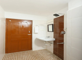 Maks Stay By OYO Rooms