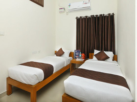 Maks Stay By OYO Rooms