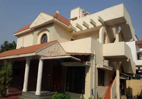 Maxiprime Hotels Panaiyur