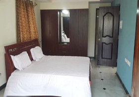 Maxiprime Hotels Panaiyur