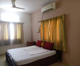 Maxiprime Hotels Uthandi
