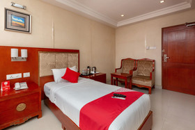 Metro Grand Hotel