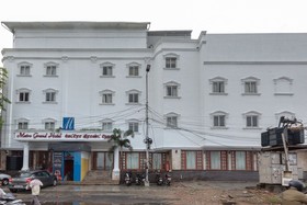 Metro Grand Hotel