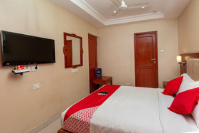 Metro Grand Hotel